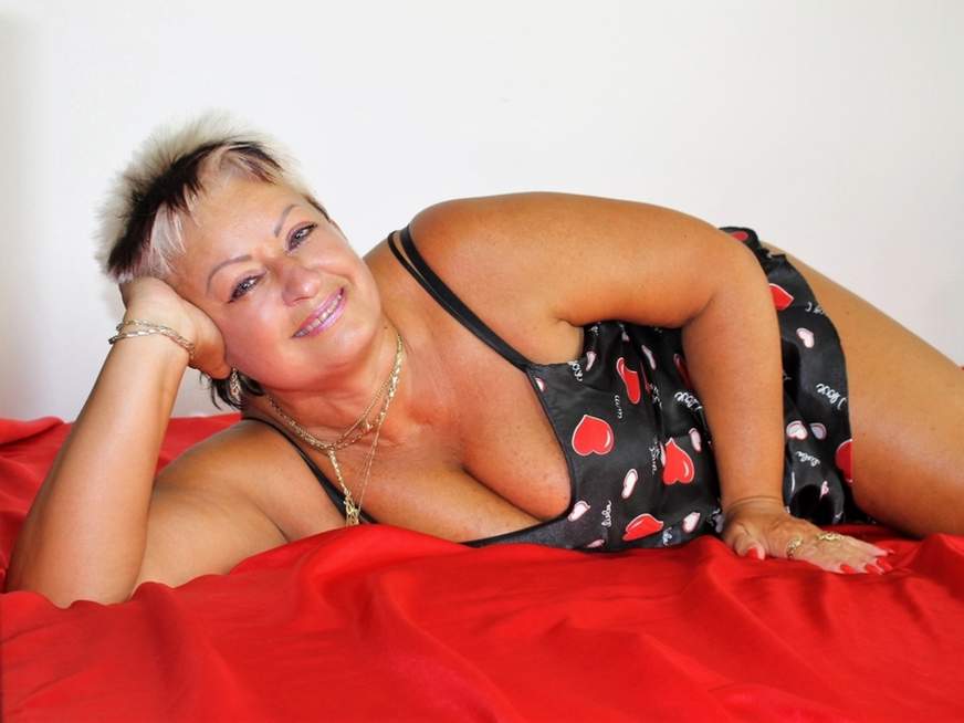 geile milf vor der webcam